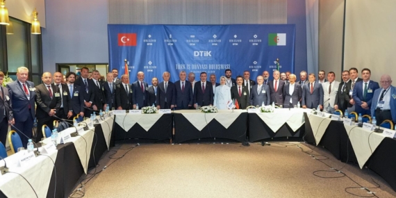 Aile Bakanı Göktaş, Cezayir’deki Türk İş Dünyası Buluşması’na Katıldı