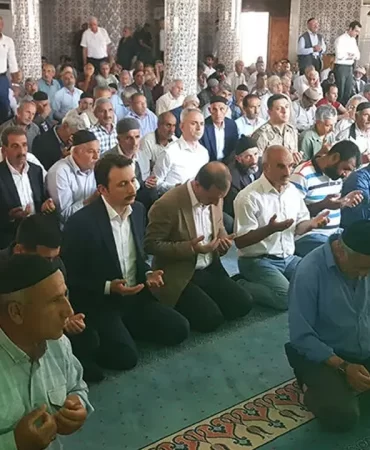 20240712-dogu-ve-guneydoguda-15-temmuz-sehitleri-icin-mevlit-okutuldu-2