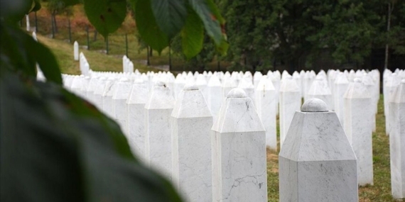 Tarihe Kazınmış Kara Bir Leke: Srebrenitsa Soykırımı