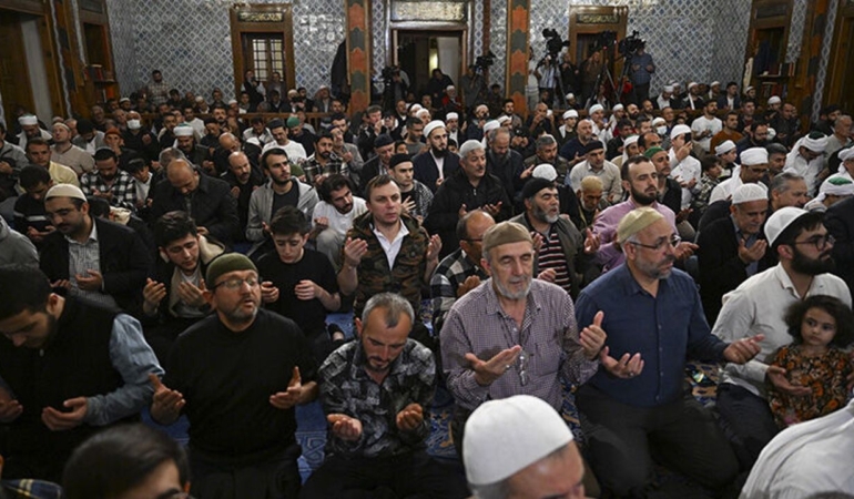 08-nisan-04-ekim-12-aa-32681731