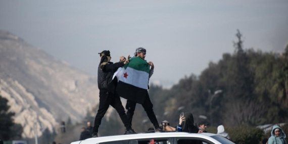 Suriye’de Rejimin Düşmesine Rağmen Batı Yaptırımları Büyük Ölçüde Sürüyor
