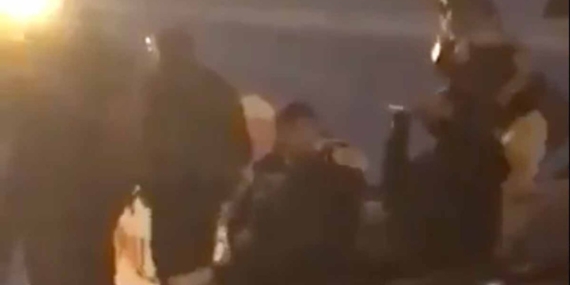 Şehzadebaşı Camii Avlusunda Provokatif Hareket: Bira Içtiler