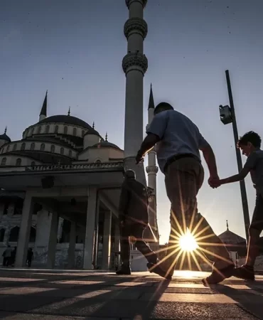 islamistagenda892-7