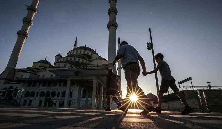 islamistagenda892-7