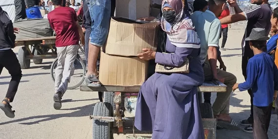 Gazze’de Yardım Kuyrukları: Açlık Ve Onursuzluk