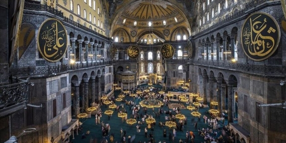 5 Yıl Önce Bugün, Ayasofya Camii Yeniden Ibadete Açıldı
