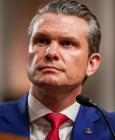 250114-pete-hegseth-ch-1526-ef5e3c
