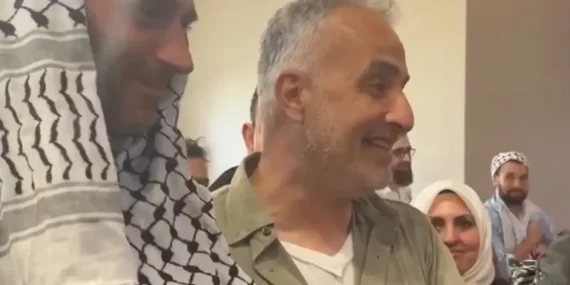 Bekir Develi Anlattı: Tommy’nin Müslüman Oluşunu Hazmedemeyen İsrail, Aktivisti Hüceye Attı!