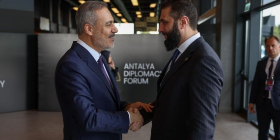 Türkiye’nin Rolüyle Ahmed Şara’nın Iktidar Yükselişi