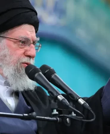 israil-hamaney-siginakta-vuruldu-iran-sagligi-yerinde