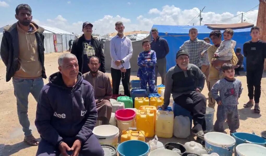 Al-Burj kampındaki 750 aile susuzlukla pençeleşiyor