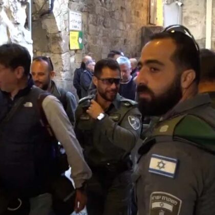 Kudüs'te "bileklik" uygulamasıyla ibadet özgürlüğüne kısıtlama