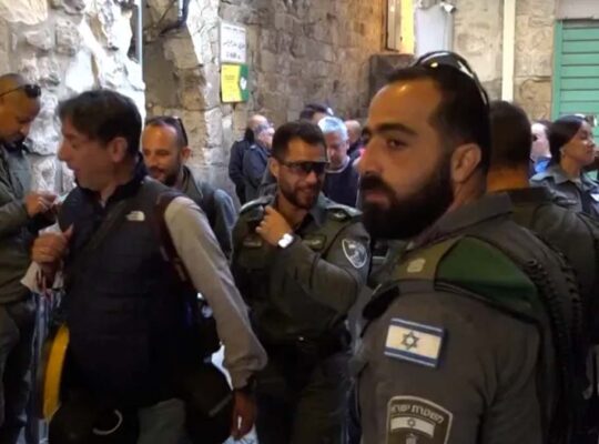 Kudüs'te "bileklik" uygulamasıyla ibadet özgürlüğüne kısıtlama