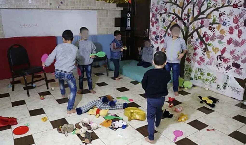 Suriye 194 yetim çocuğu ailelerine teslim etti