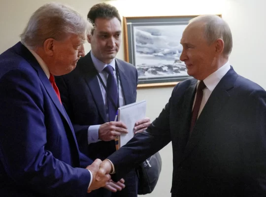 ABD'nin İran politikası küresel dengeleri mi değiştiriyor?