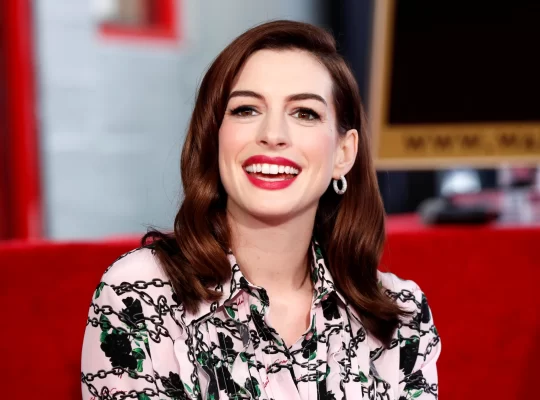 Anne Hathaway'den "İnşallah" çıkışı sosyal medyayı salladı