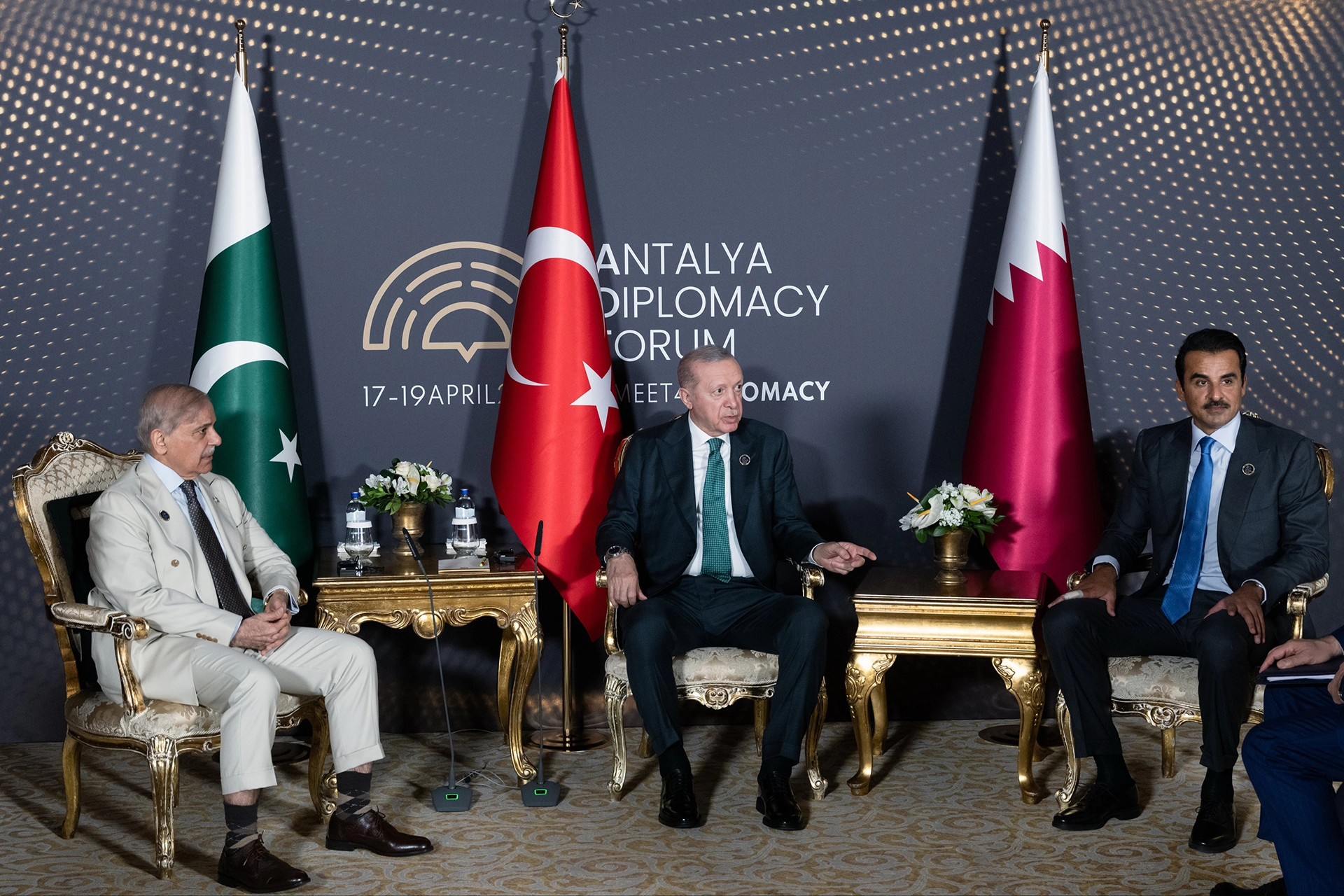 Antalya'da kritik zirve: Liderlerden düşürülme mesajı