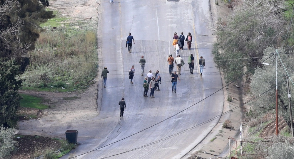 Batı Şeria'da gerilim: Yahudi yerleşimciler Burka'ya saldırdı
