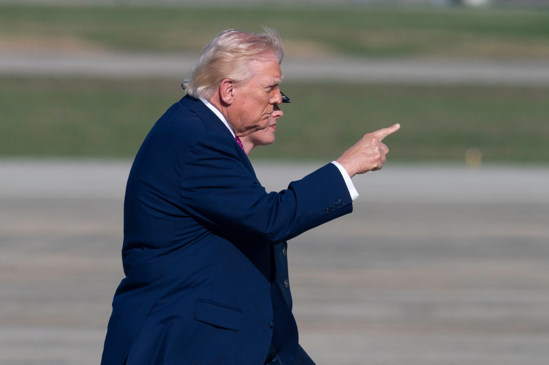 Beyaz Saray'da panik havası: Trump köşeye mi sıkıştı?