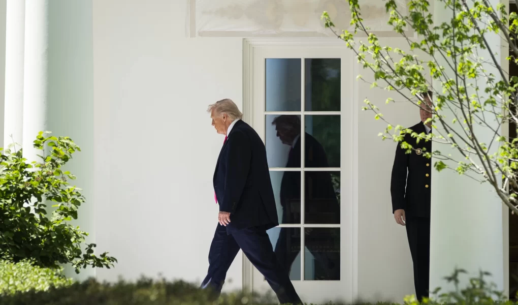 Cumhuriyetçiler ara seçimde Trump’tan uzaklaşıyor