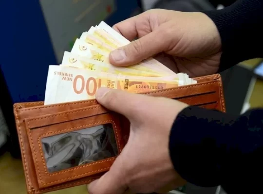 Filistin maliyesinden maaş ödemelerine ilişkin açıklama