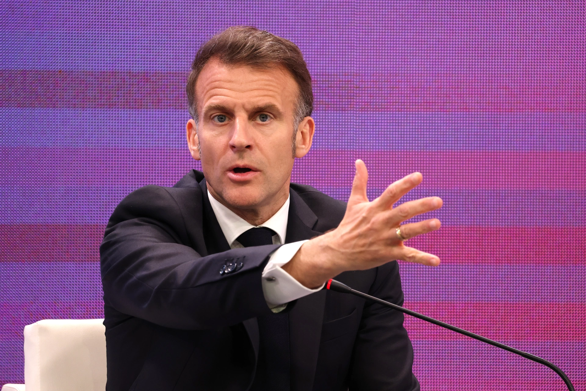 Fransa enerji krizinin eşiğinde: Macron'dan uyarı
