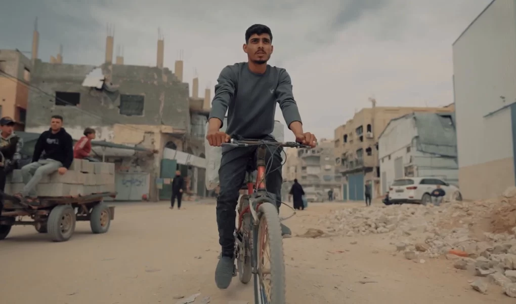 Gazze iki tekerlek üstünde: Yakıt yoksa bisiklet var