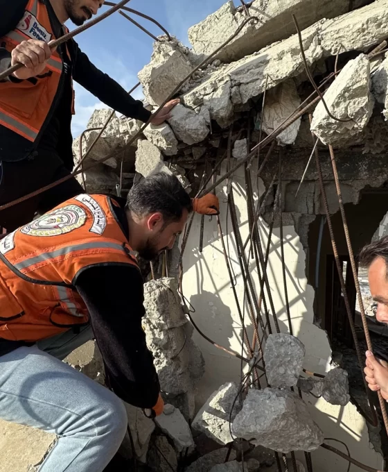 Gazze Sivil Savunma ekiplerinin tanıklığı: Enkazdaki feryatlar