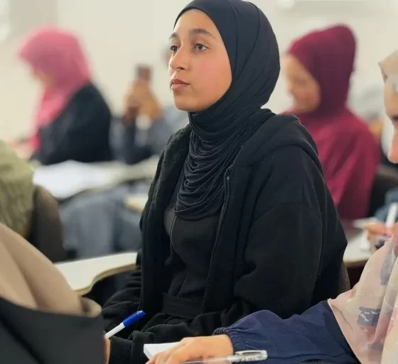 Gazze'de eğitimin direnişi: Molozlar arasında kurulan ahşap üniversite