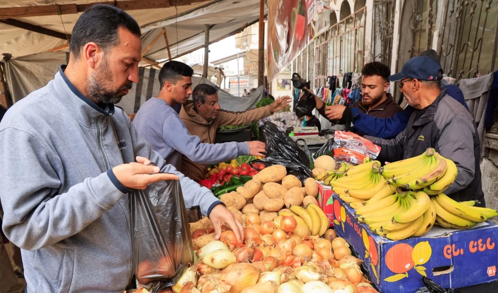 Gazze'de gıda fiyatları fırladı: Pazar yerleri cep yakıyor