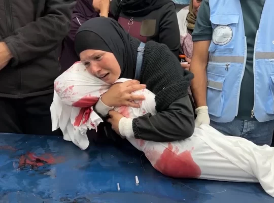 Gazze'de kağıt üzerinde ateşkes: Saldırılar durmuyor