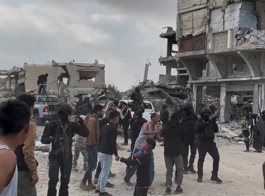 Gazze'de kaos planı: Polis hedefleniyor, iş birlikçiler sahada