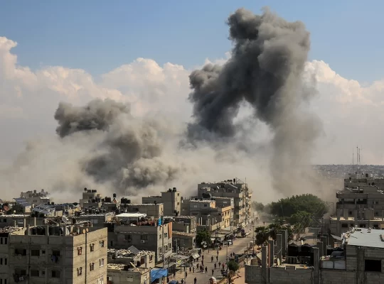 Gazze'de saldırılar sürüyor: Bir çocuk yaşamını yitirdi