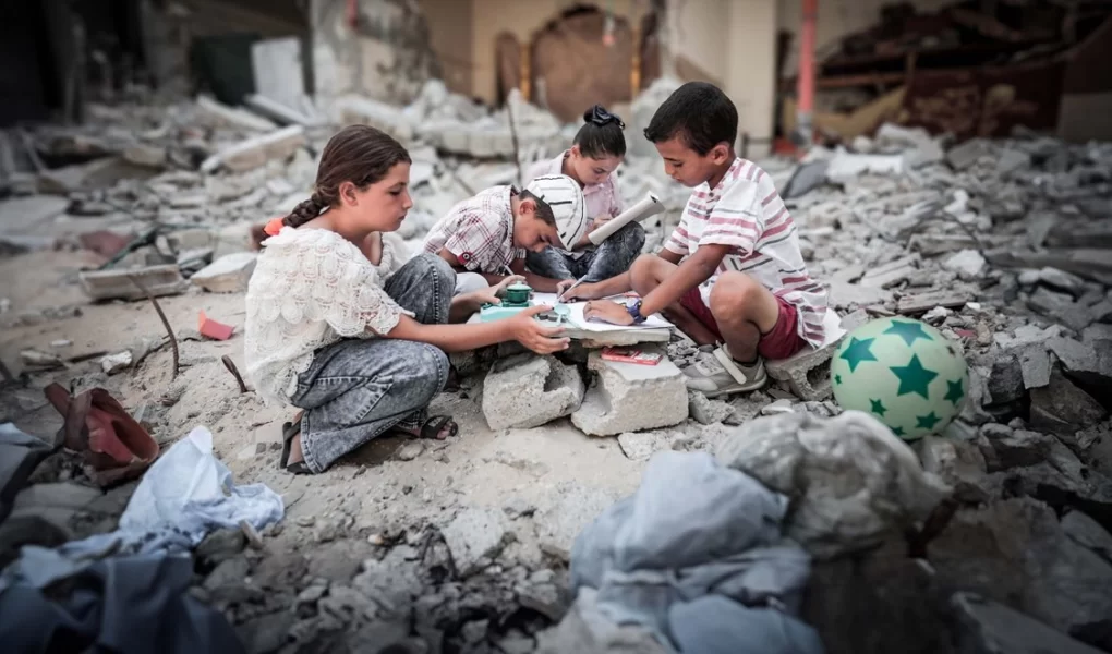 Gazze'nin kimsesiz çocukları: 65 bin yetim yaşam savaşı veriyor