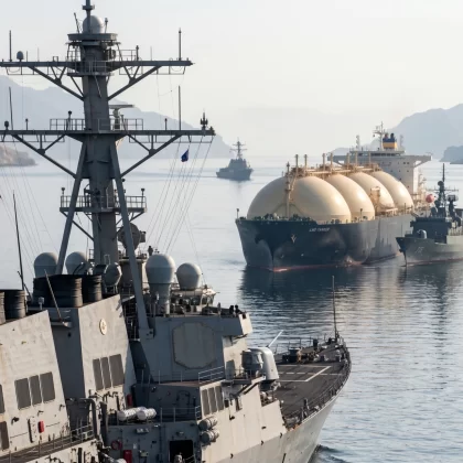 Hürmüz Boğazı'nda çift taraflı kuşatma krizi