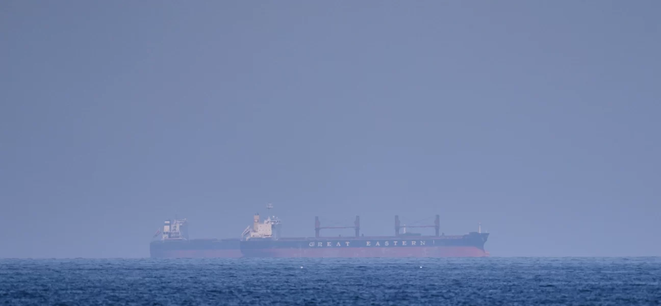 Hürmüz Boğazı'ndaki tıkanıklık küresel petrol talebini tehdit ediyor
