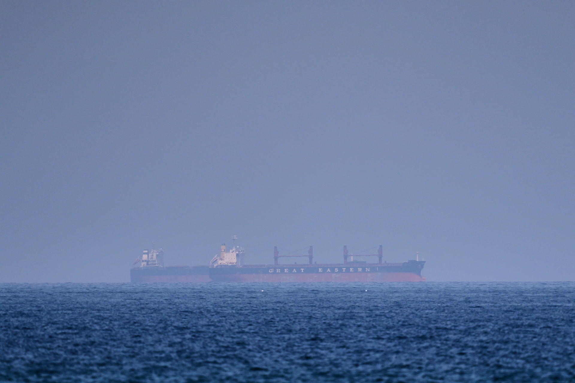 Hürmüz Boğazı'ndaki tıkanıklık küresel petrol talebini tehdit ediyor
