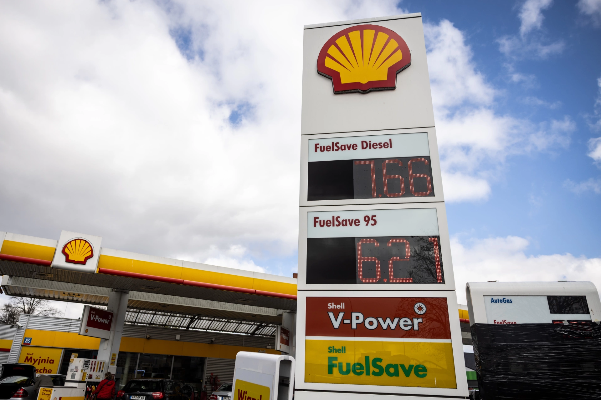 Hürmüz krizine karşı Körfez'in 'B' planı: Petrol ihracatında yeni rotalar