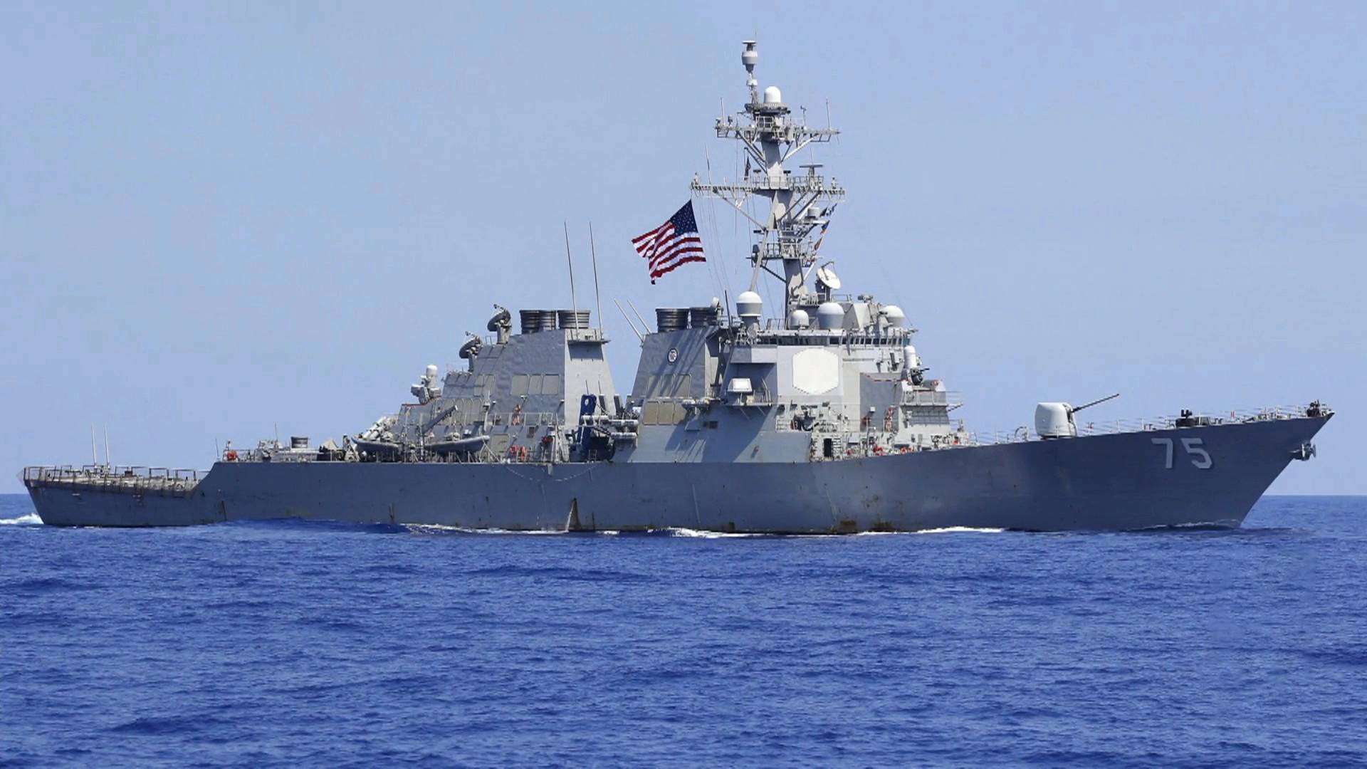 Hürmüz’de 30 dakikalık alarm: ABD gemileri boğazı geçti mi?