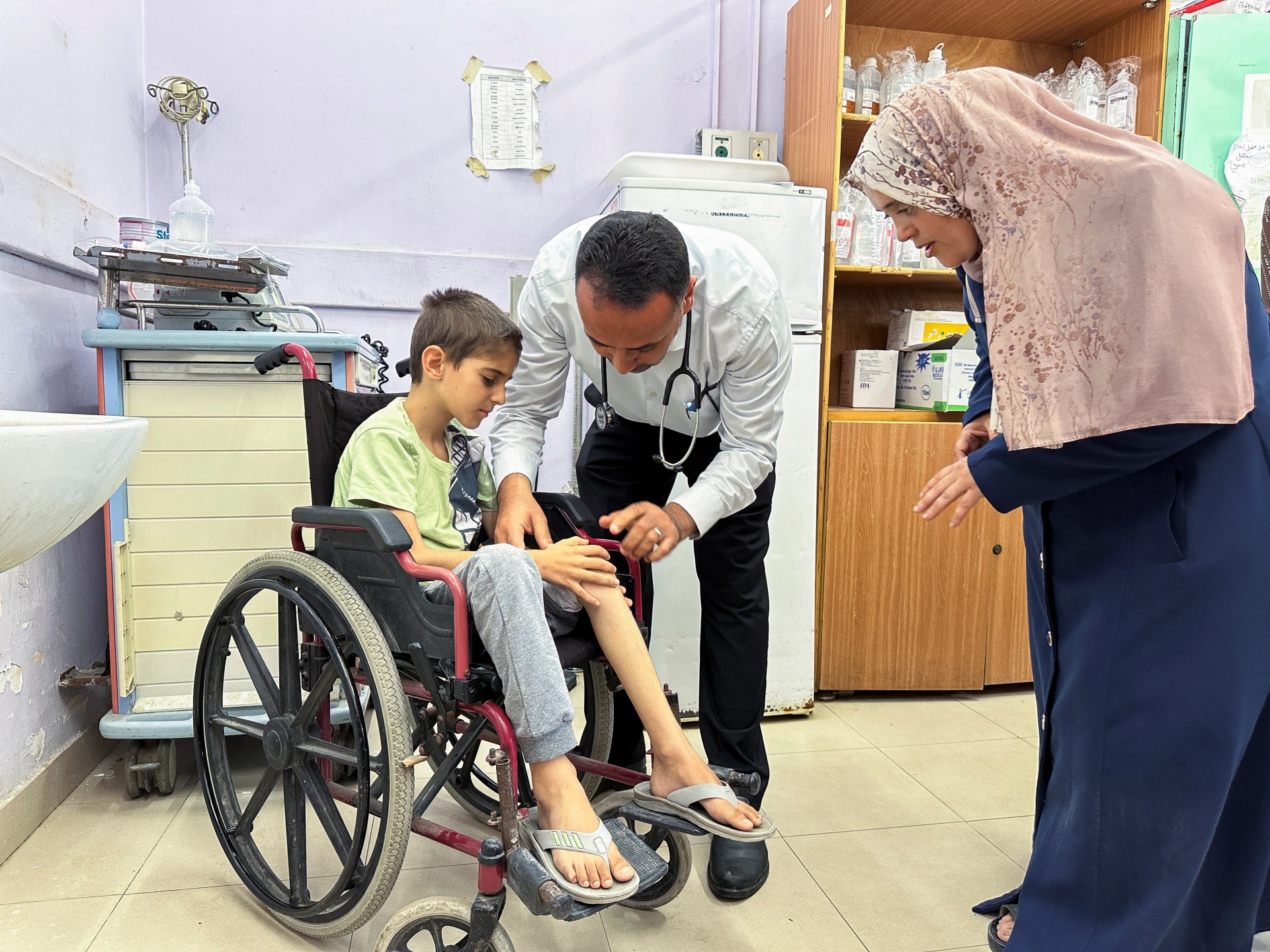 İlaçlar tükendi: Gazze açık hava hastanesine dönüştü