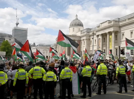 İngiliz milletvekillerinden İsrail'e yaptırım çağrısı