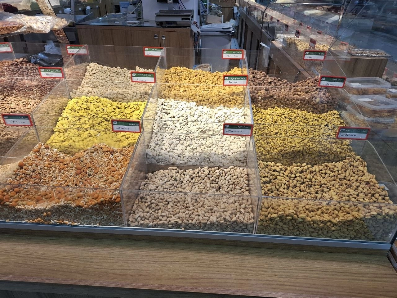 İran fıstığında savaş ve abluka kıskacı