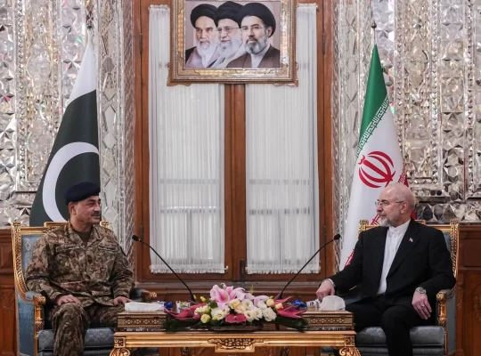 İran hattında diplomasi trafiği: Pakistan arabulucu oldu