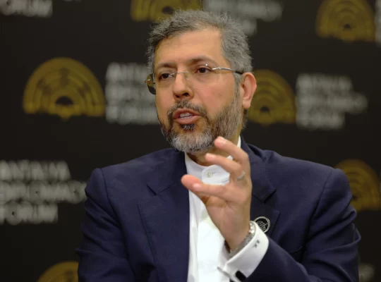 İran'dan ABD'ye ret: Yeni müzakere turuna hazır değiliz