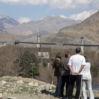 İran'ın ulaşım ağındaki stratejik düğümler vuruldu