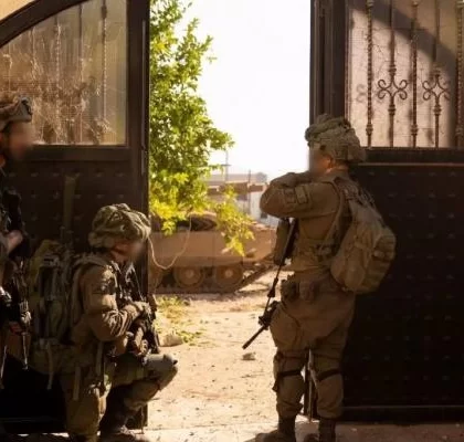 İsrail güçlerinden El Halil'de baskın: Sivil binalara el konuldu