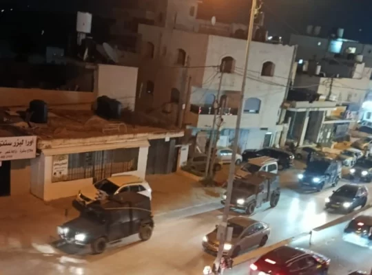 İsrail ordusundan Kudüs'te baskın ve yoğun gaz müdahalesi