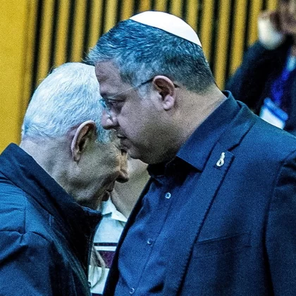 İsrail'de seçim anketi savaşları: Koalisyon sarsılıyor mu?