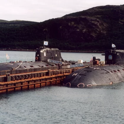 Kuzey buzunda derin sarsıntı: Putin'in hayalet filosu