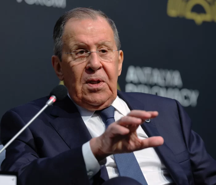 Lavrov: Körfez'deki savaşın asıl hedefi petrol